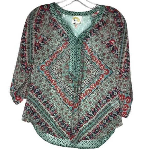 Fig and Flower Petite Top - Picture 1 of 6